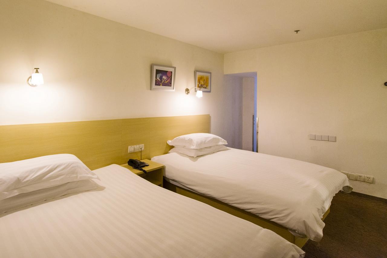Motel Fuzhou South Wuyi Road Rongcheng Ancient Street فزوو المظهر الخارجي الصورة